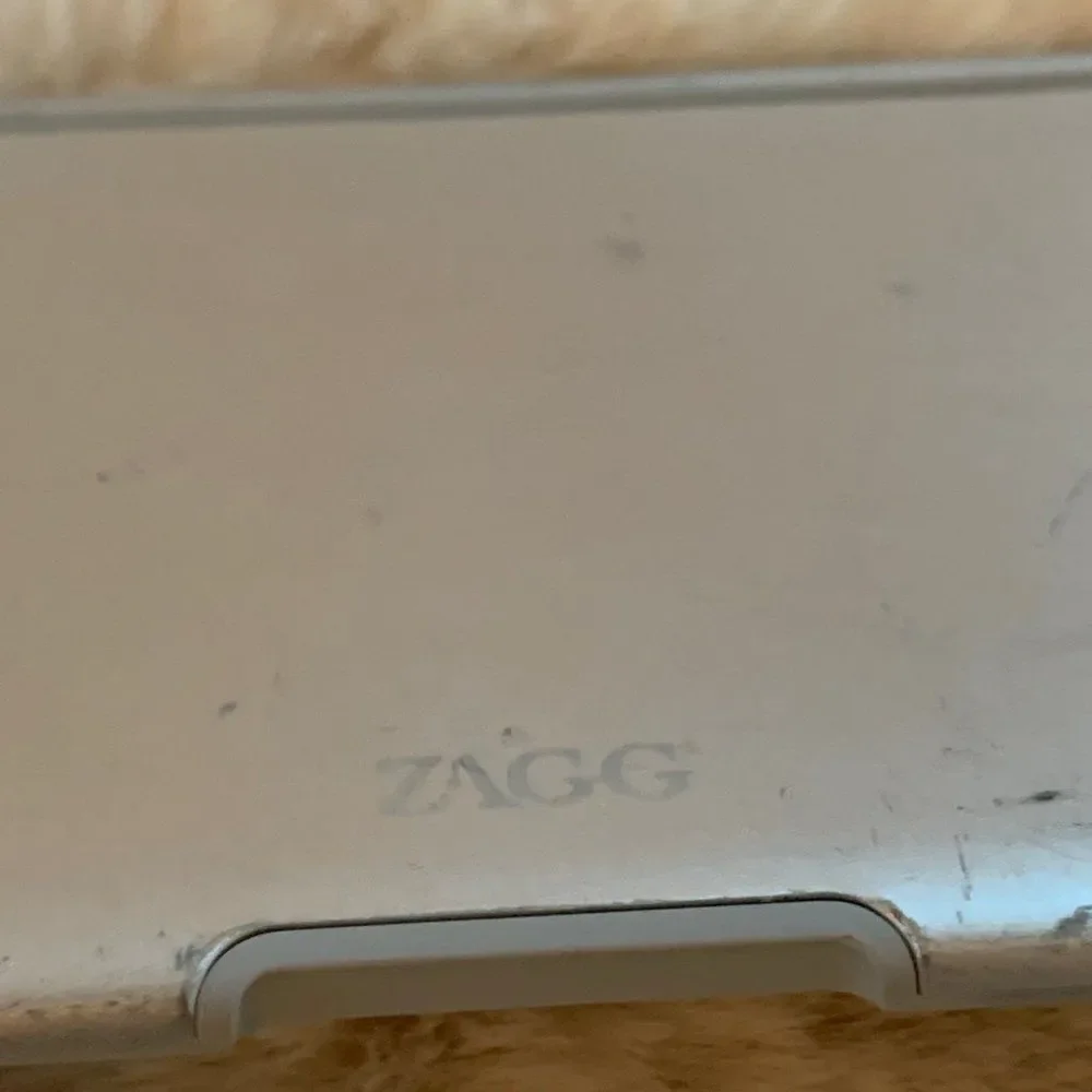 ZAGG Book Keyboard‎ and Case for iPad mini 2 or 3 White Silver